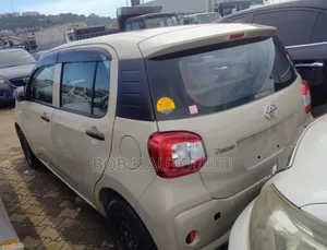 Toyota Passo 2017 Beige