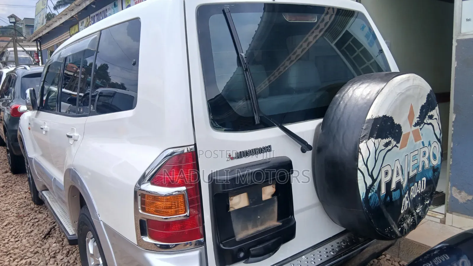 Mitsubishi Pajero 2008 White
