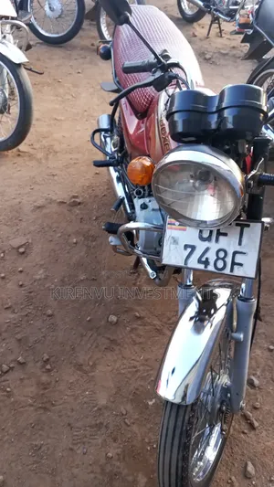 Bajaj Boxer 100 2021 Red