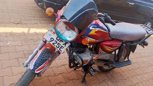 Bajaj Boxer 125 2020 Red