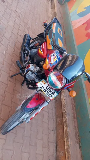 Bajaj CT 125X 2025 Red