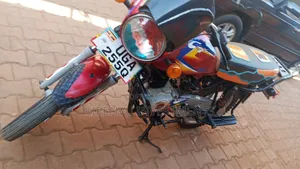 Bajaj CT 125X 2025 Red