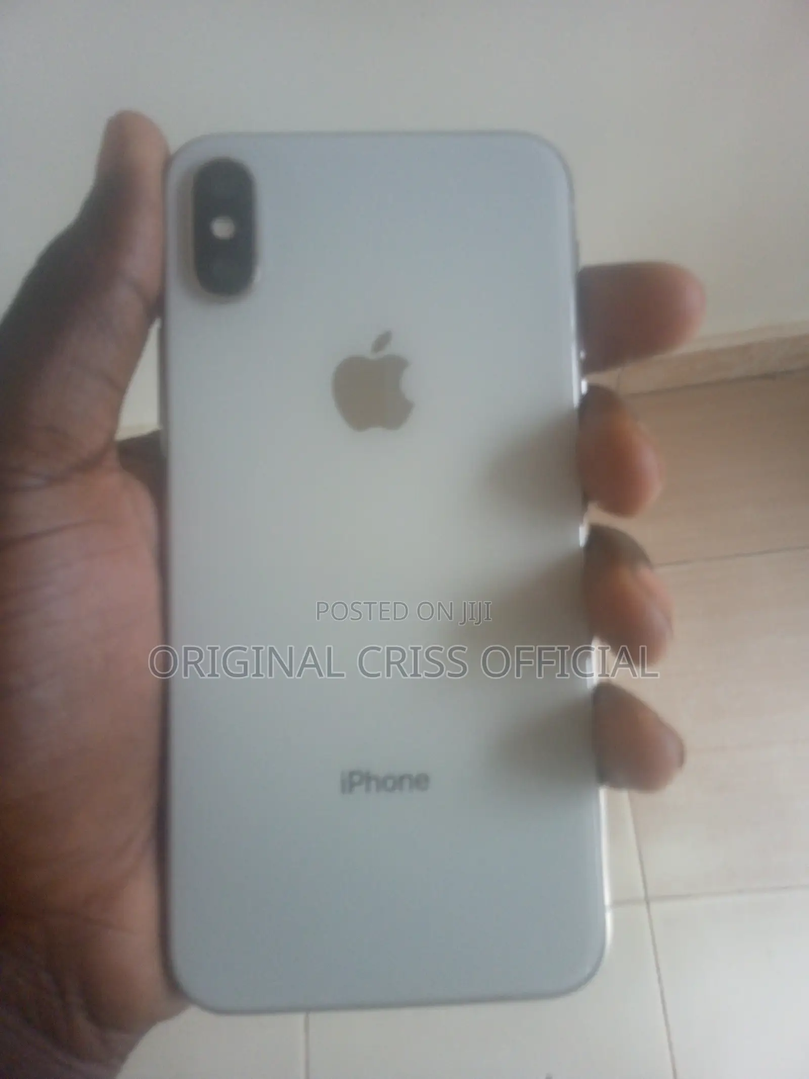 Apple iPhone X 64 GB White