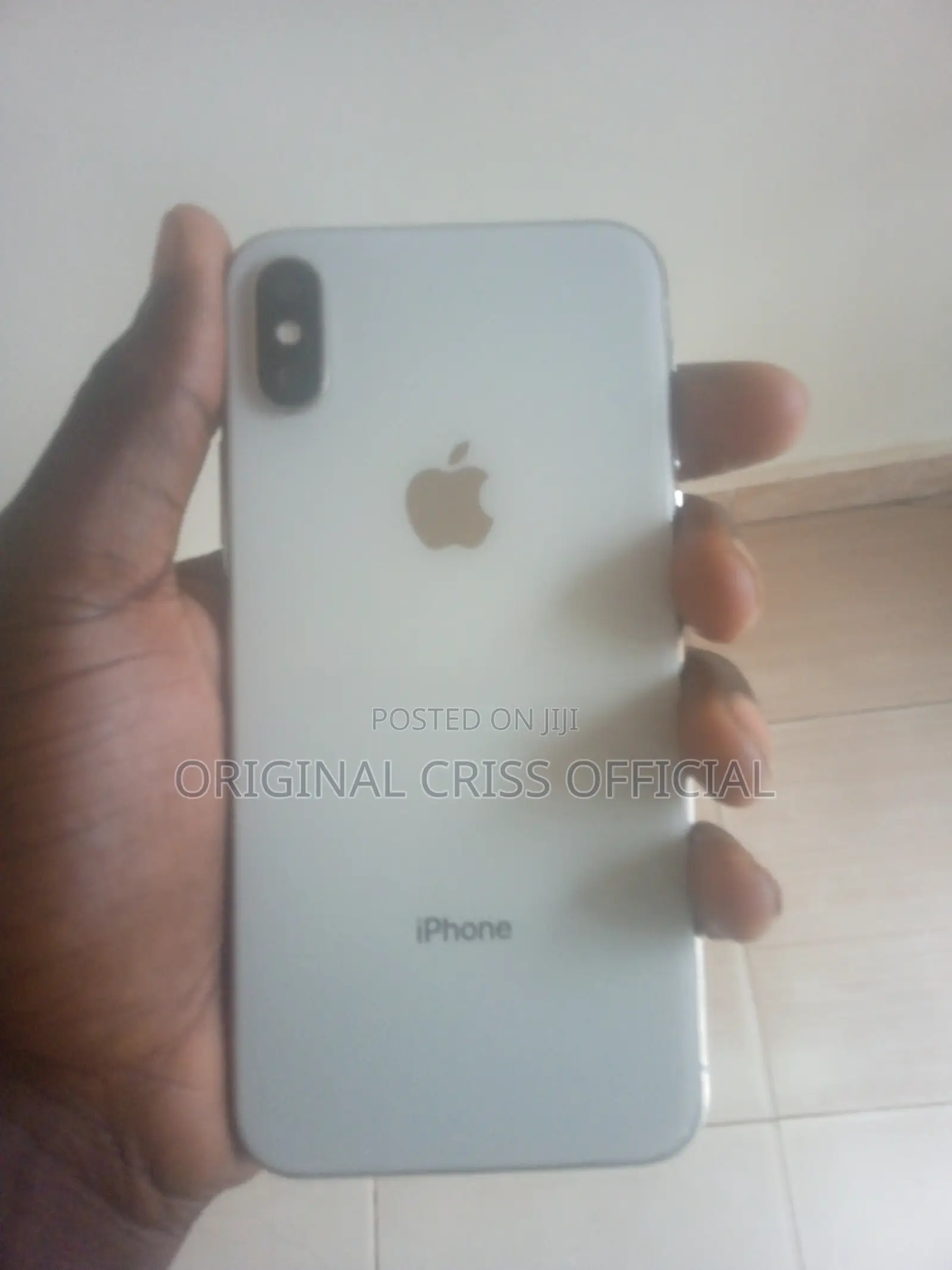 Apple iPhone X 64 GB White