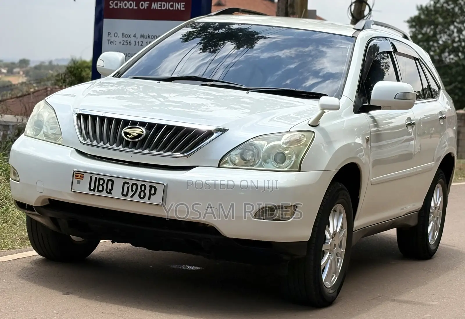 Toyota Harrier 2.4 2009 White