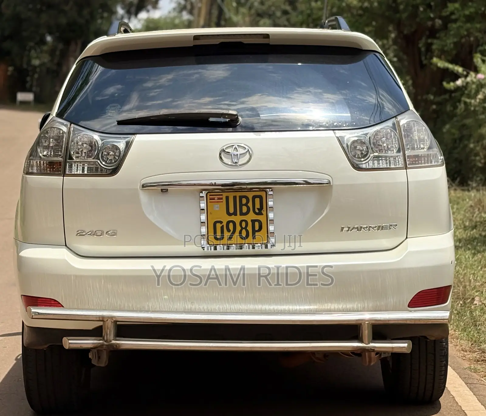 Toyota Harrier 2.4 2009 White