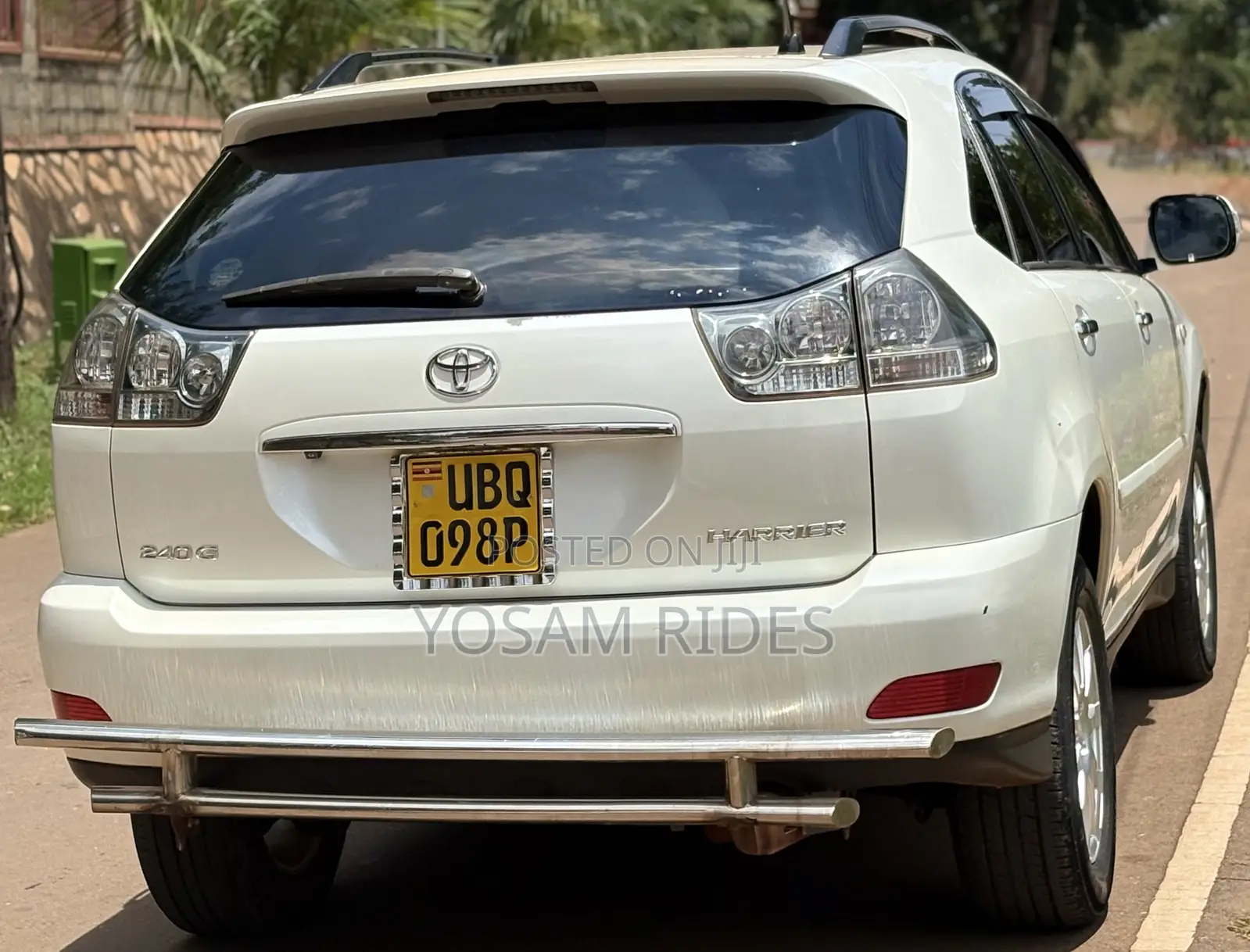Toyota Harrier 2.4 2009 White