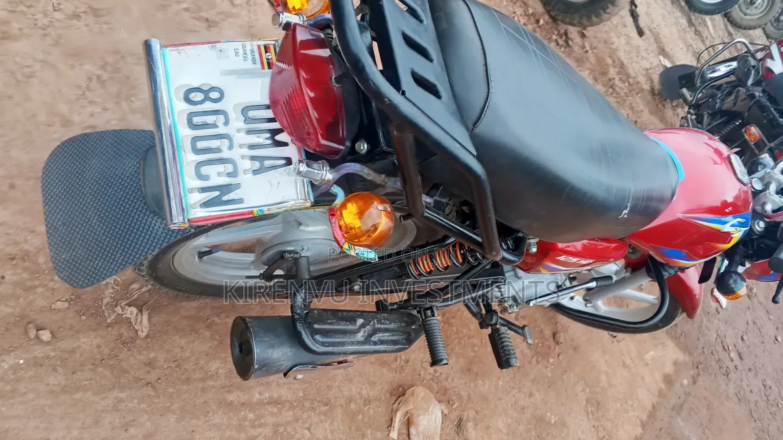 Bajaj Boxer 125 2025 Red
