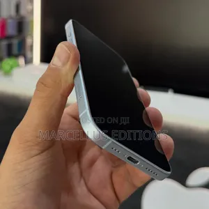 Apple iPhone 15 128 GB White