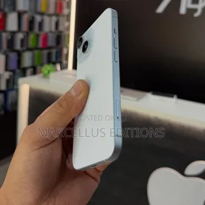 Apple iPhone 15 128 GB White
