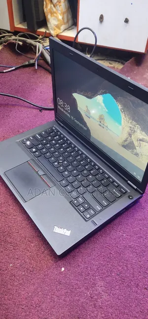 Laptop Lenovo ThinkPad T440p 4GB Intel Core i5 HDD 700GB