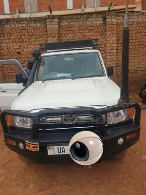 Toyota Land Cruiser Prado 2008 White