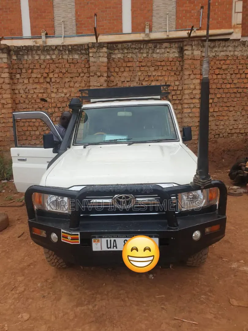 Toyota Land Cruiser Prado 2008 White