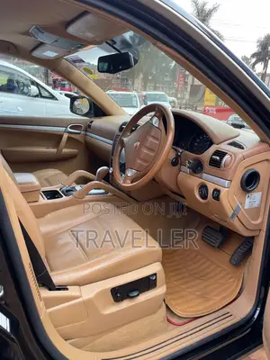 Porsche Cayenne 2010 Black