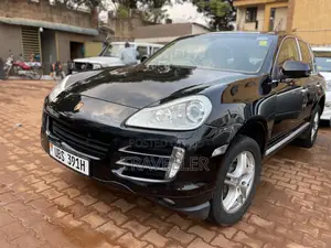 Porsche Cayenne 2010 Black
