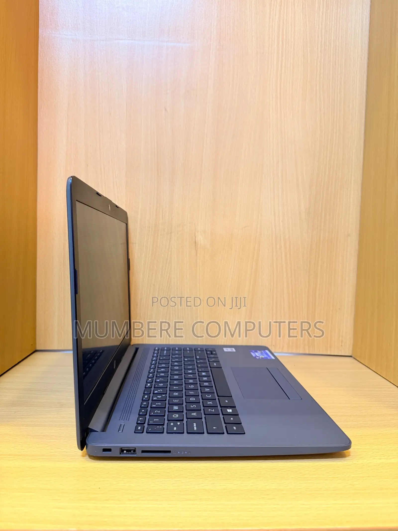 Laptop HP 240 G7 8GB Intel Core i5 SSD 256GB