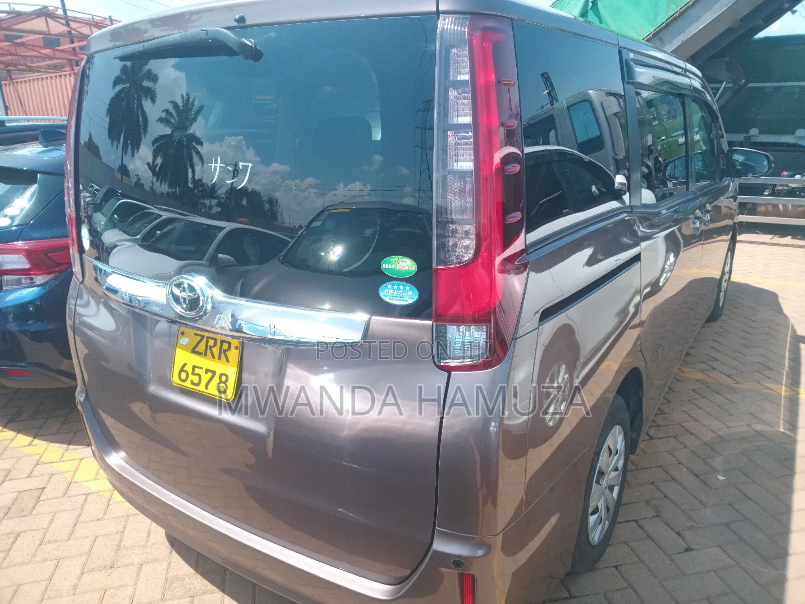 Toyota Noah 2014 Matt Black