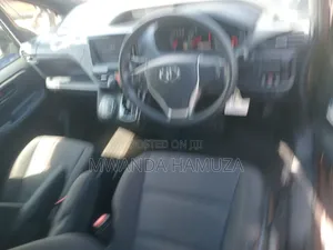 Toyota Noah 2014 Matt Black