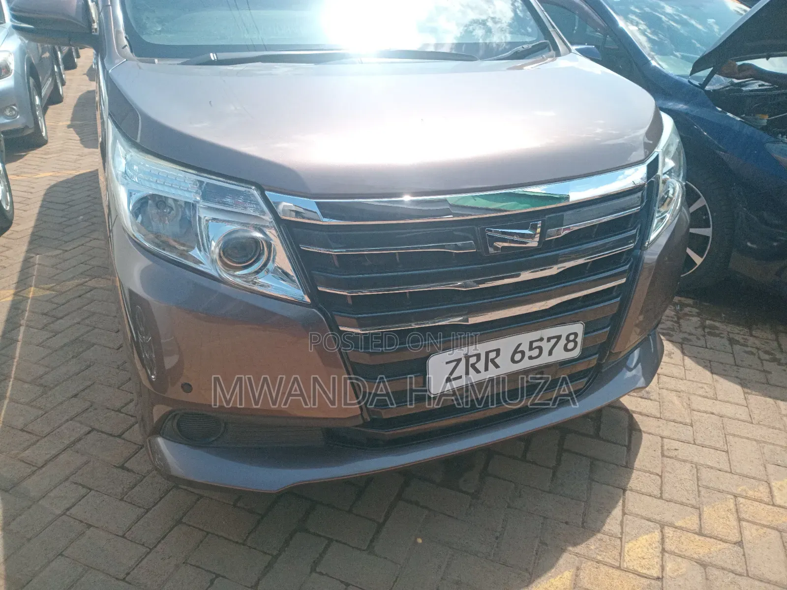 Toyota Noah 2014 Matt Black