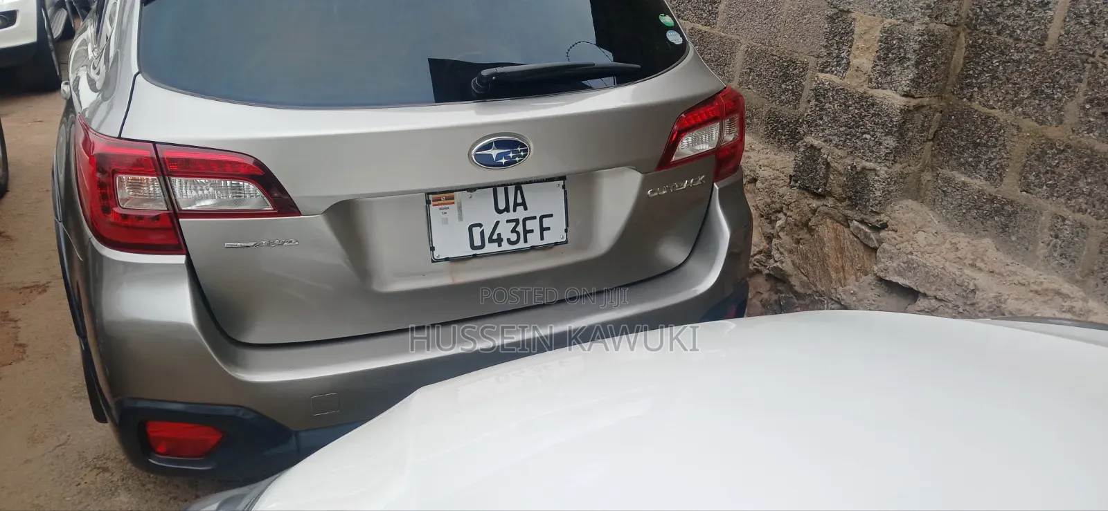 Subaru Outback 2016 Gold