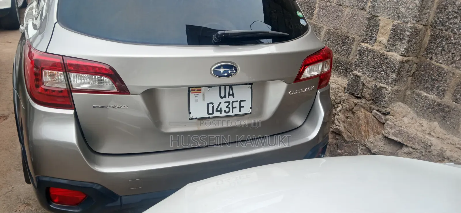 Subaru Outback 2016 Gold