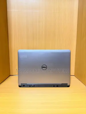 Laptop Dell Latitude E7240 8GB Intel Core i5 SSD 128GB