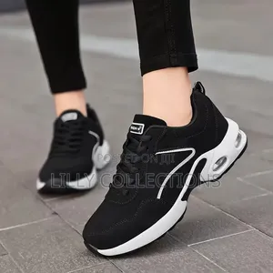 Fashionable Ladies Sneakers