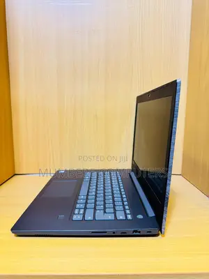 Laptop Lenovo V330 8GB Intel Core i5 SSD 256GB