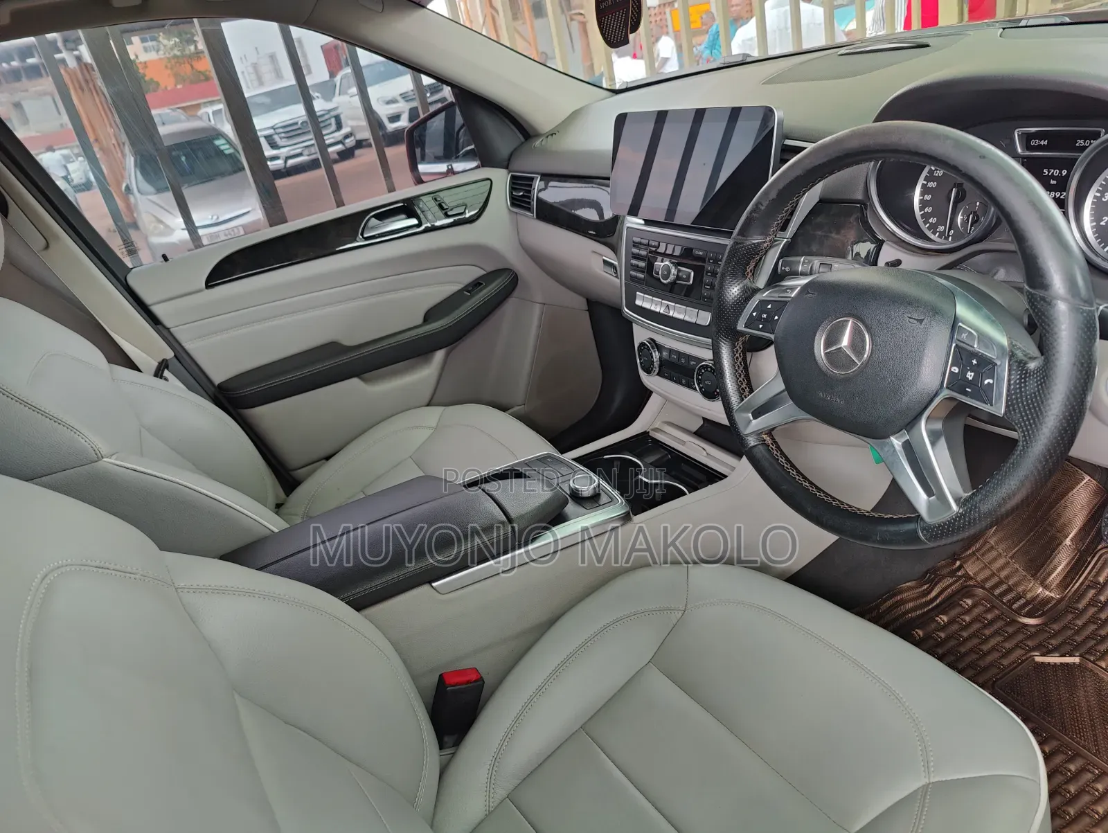 Mercedes-Benz M Class 2014 Brown
