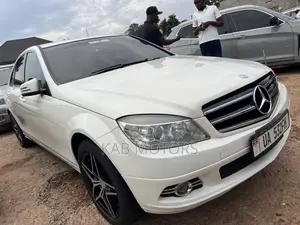 Mercedes-Benz C200 2008 White