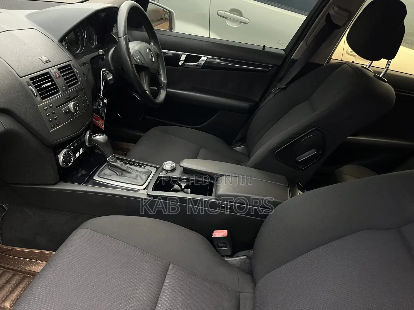 Mercedes-Benz C200 2008 White