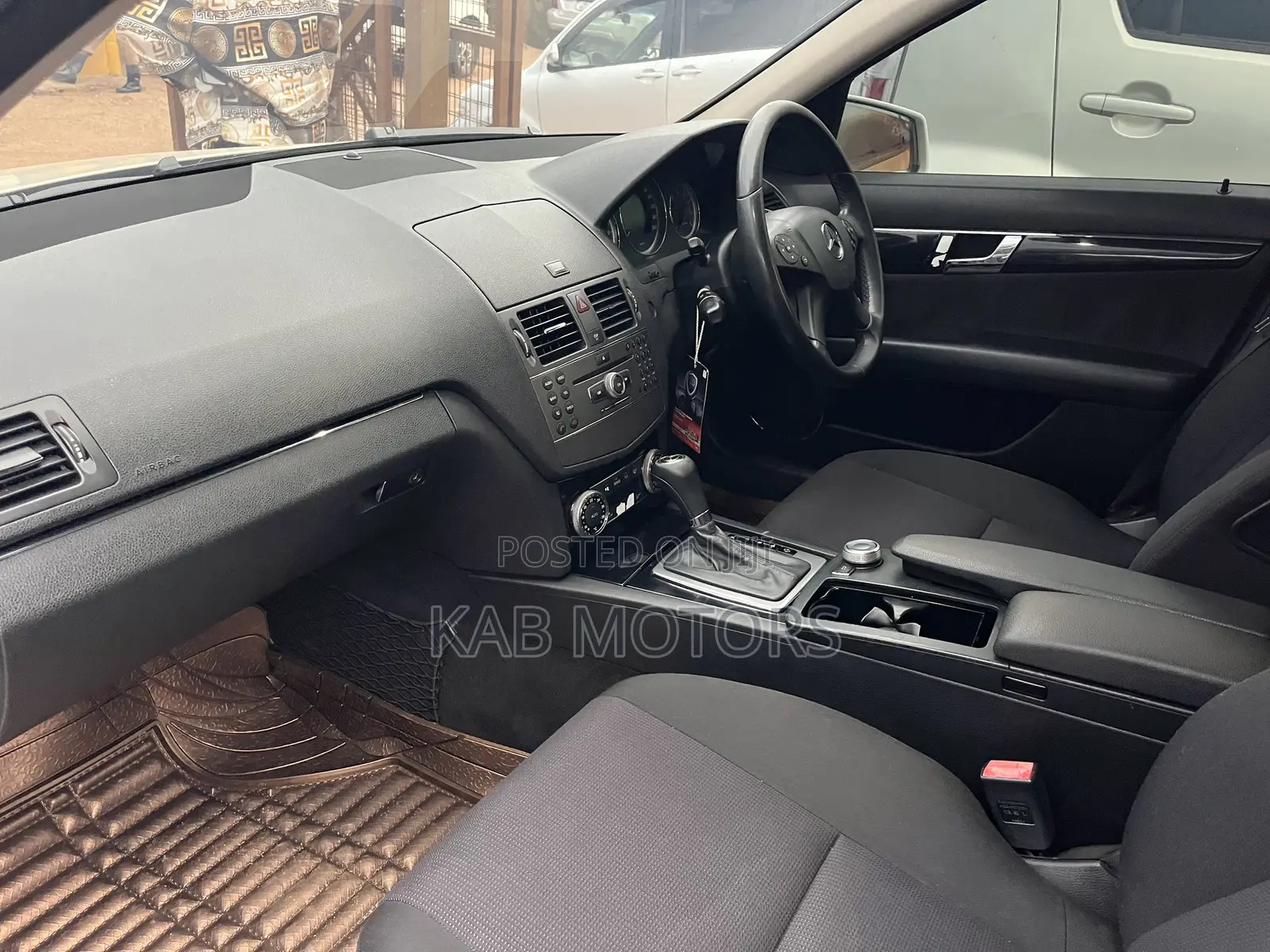 Mercedes-Benz C200 2008 White