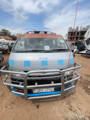 Toyota HiAce 2008 Silver