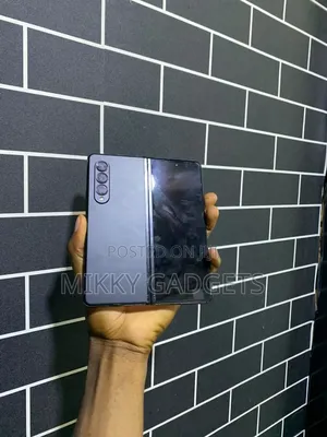 Samsung Galaxy Z Fold 3 256 GB Black