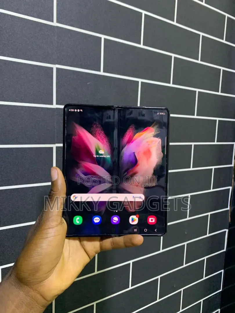 Samsung Galaxy Z Fold 3 256 GB Black