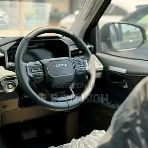 New Toyota Hilux 2026 Gray