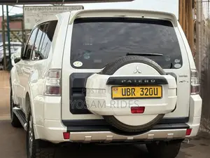 Mitsubishi Pajero V80 3.0 VR-I 2013 White
