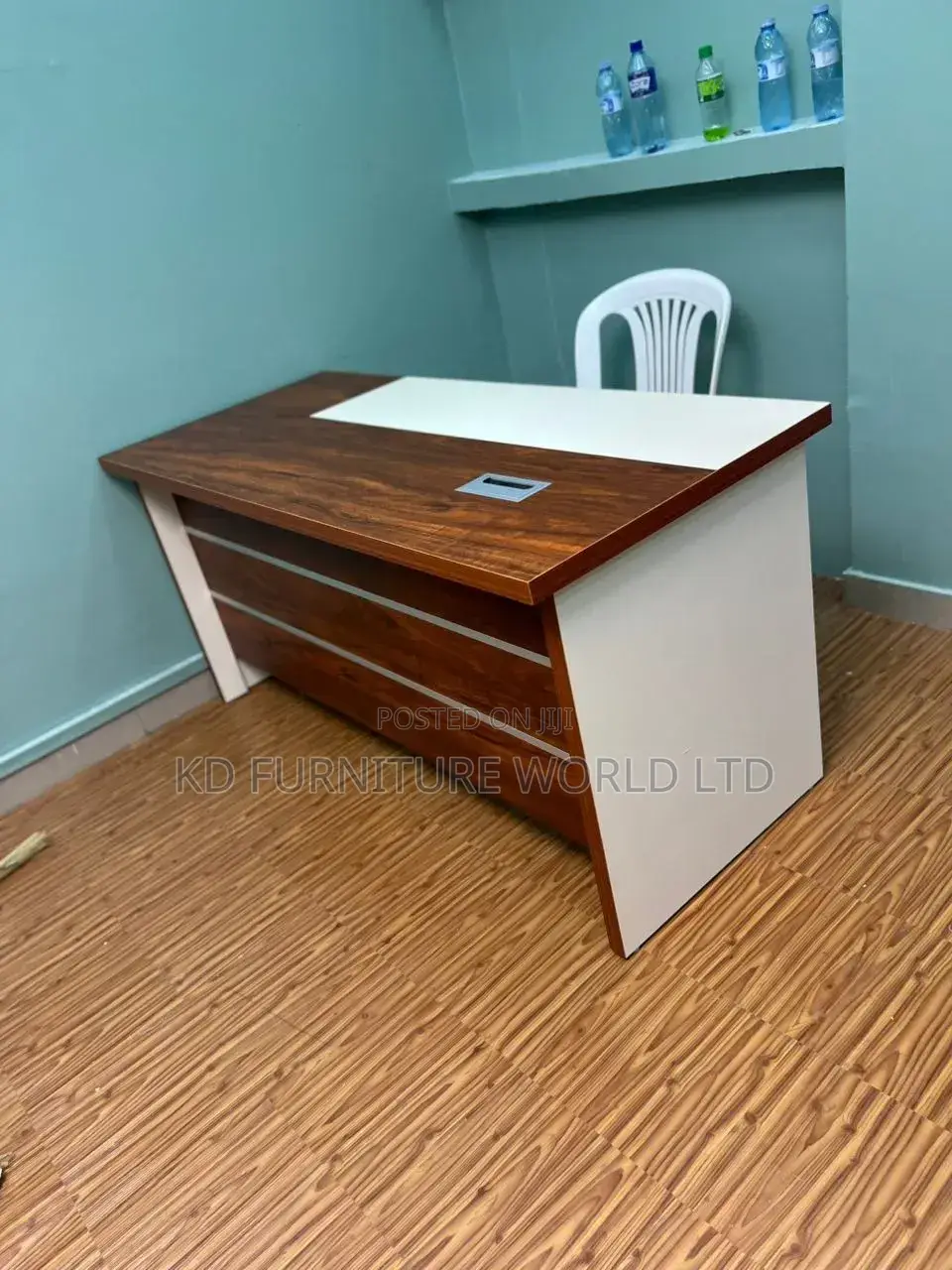 Extra Ordinary Tables