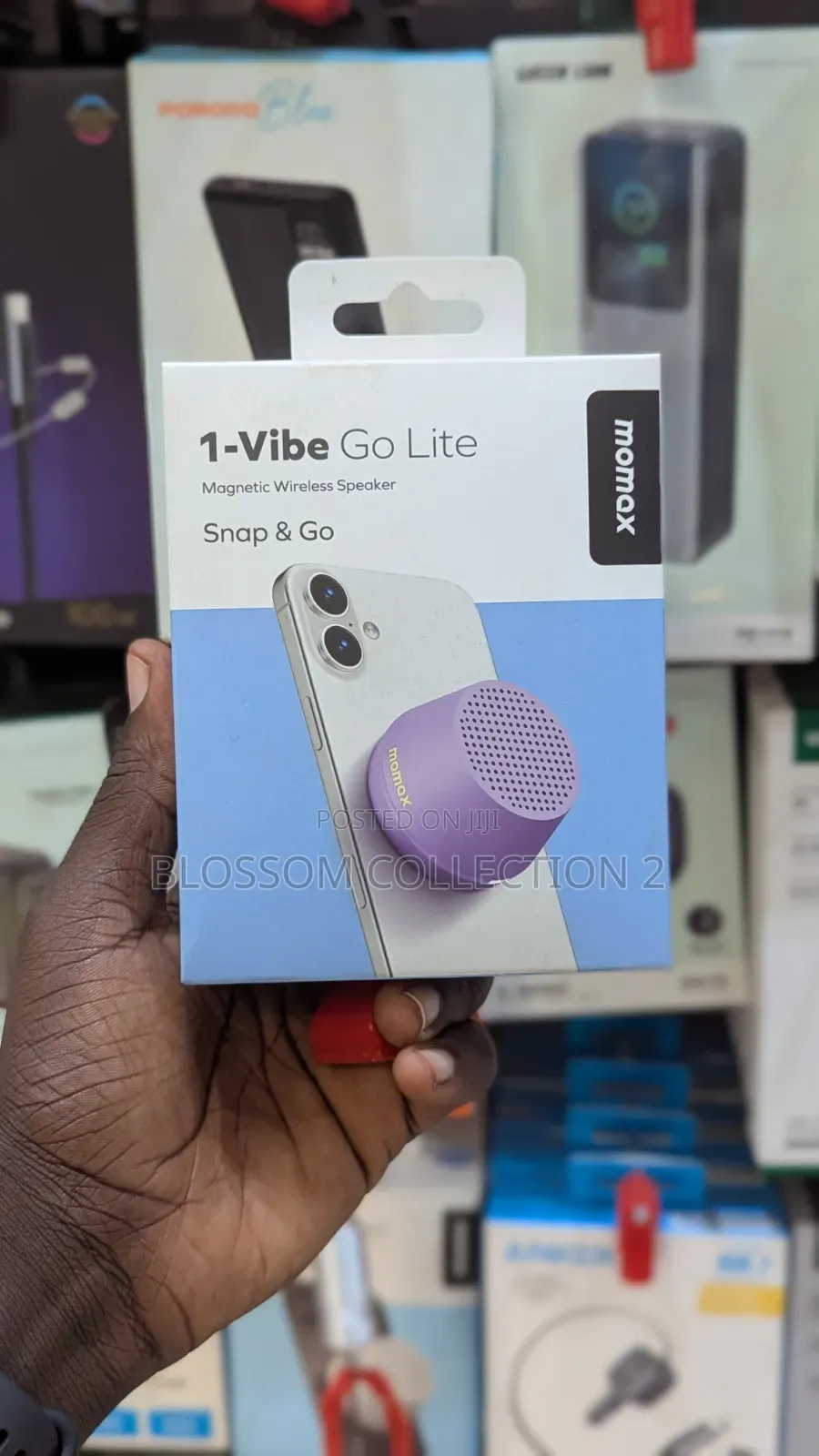 Momax Vibe Go Lite Magnetic Portable True Wireless Speaker