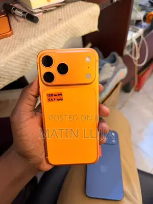 New Apple iPhone 17 Pro Max 512 GB Orange