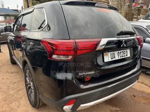 Mitsubishi Outlander Sport 2017 Black