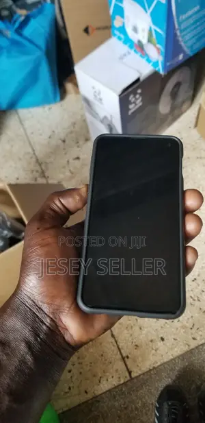 Samsung Galaxy S10e 128 GB Black