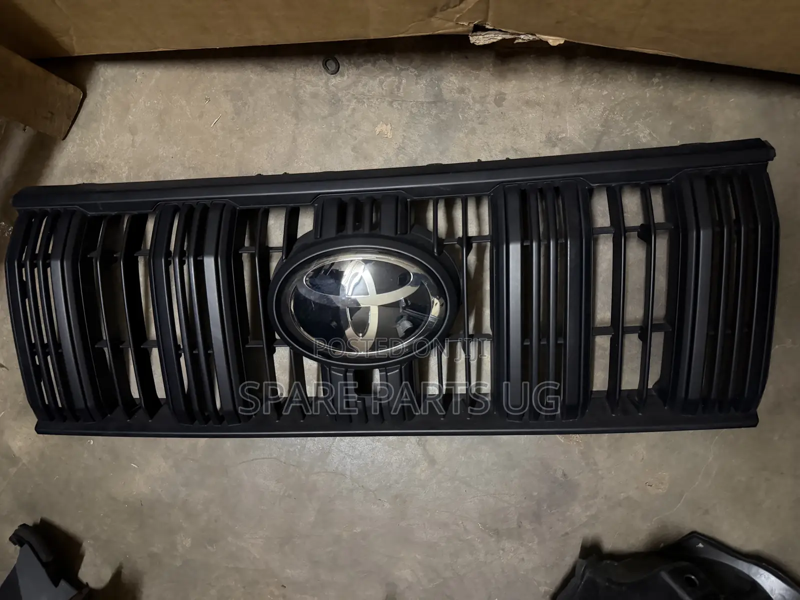 Black Grille Landcruiser Prado FJ150 2018 - 2023