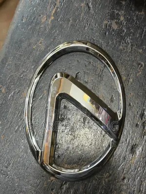 Lexus Boot Logo