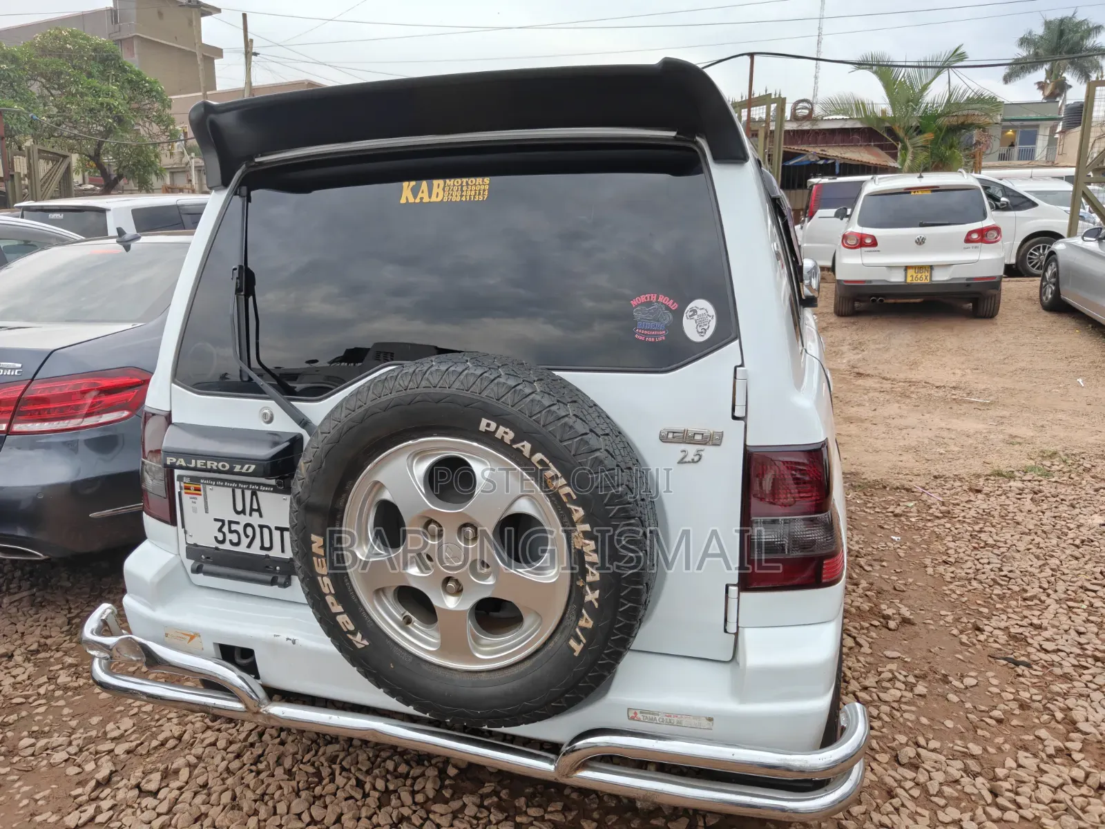 Mitsubishi Pajero IO 2000 White