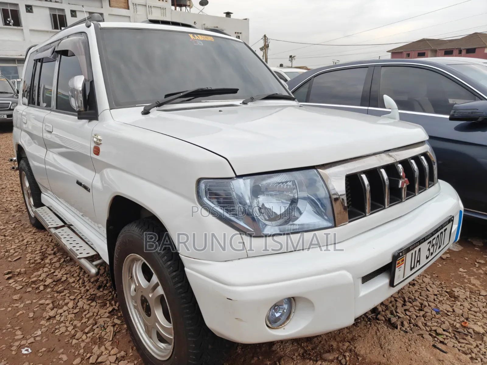 Mitsubishi Pajero IO 2000 White