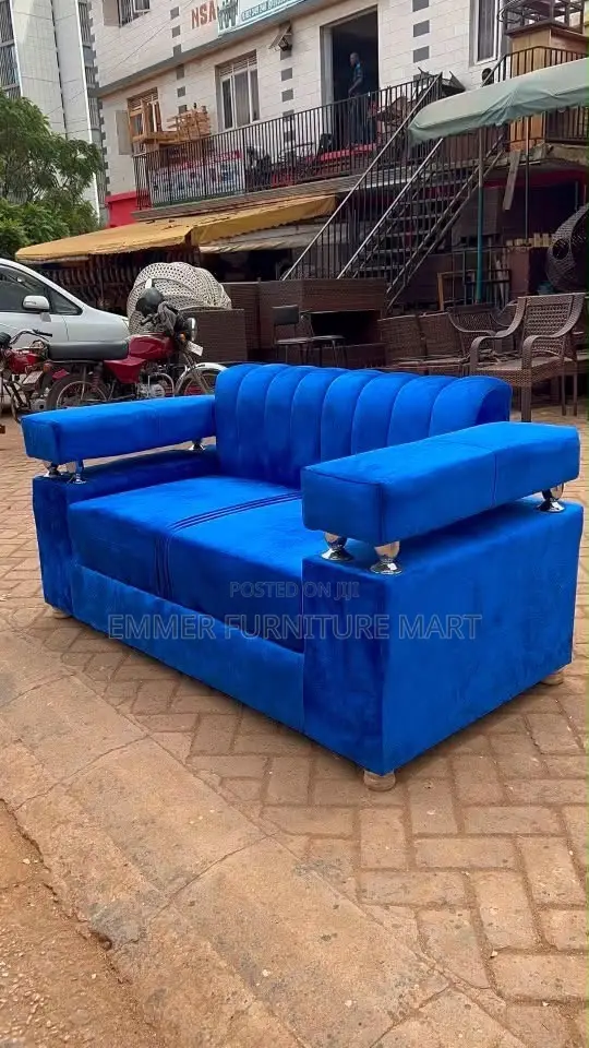 Big Hand (Two-Seater)