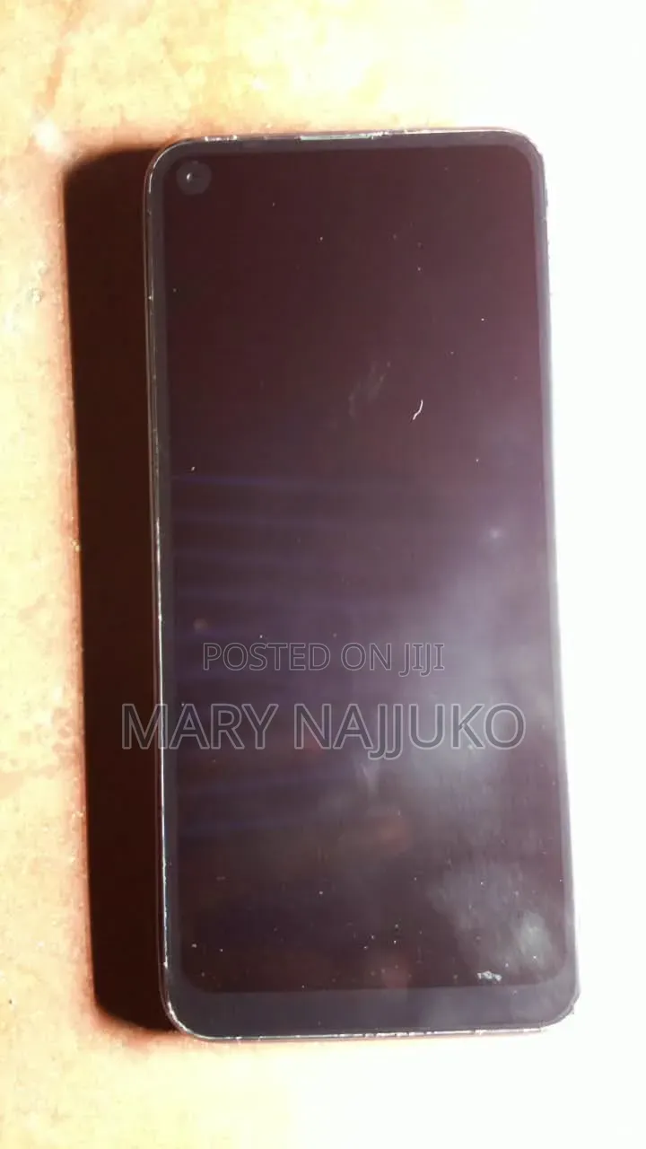 Tecno Camon 18i 128 GB
