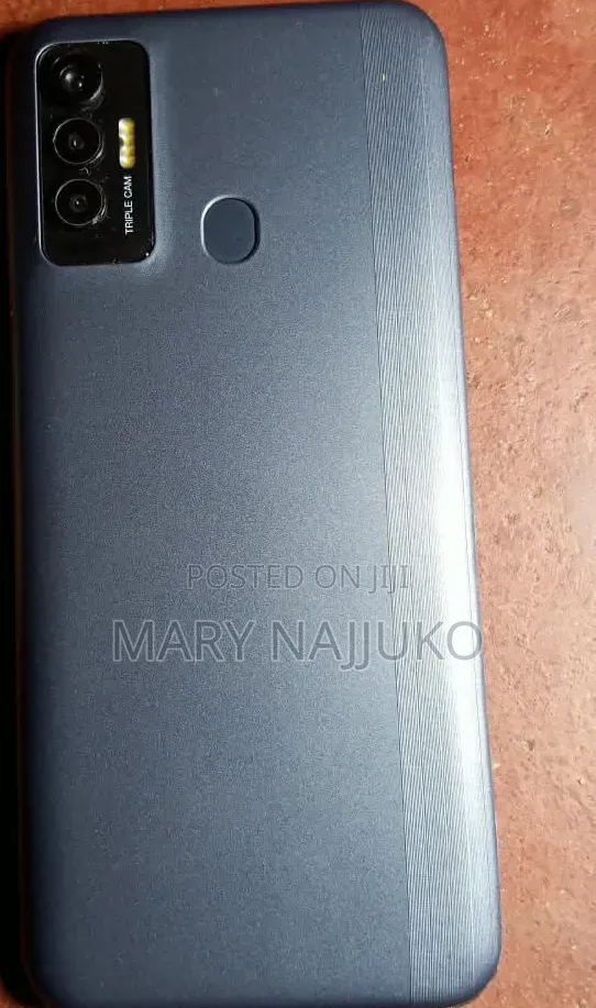 Tecno Camon 18i 128 GB