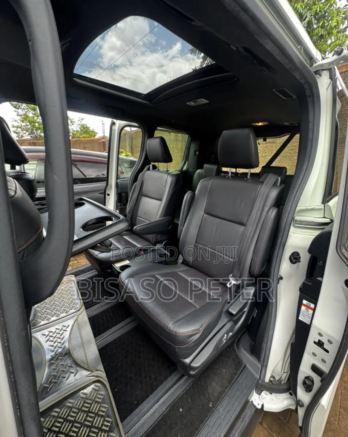 Toyota Noah 2017 White